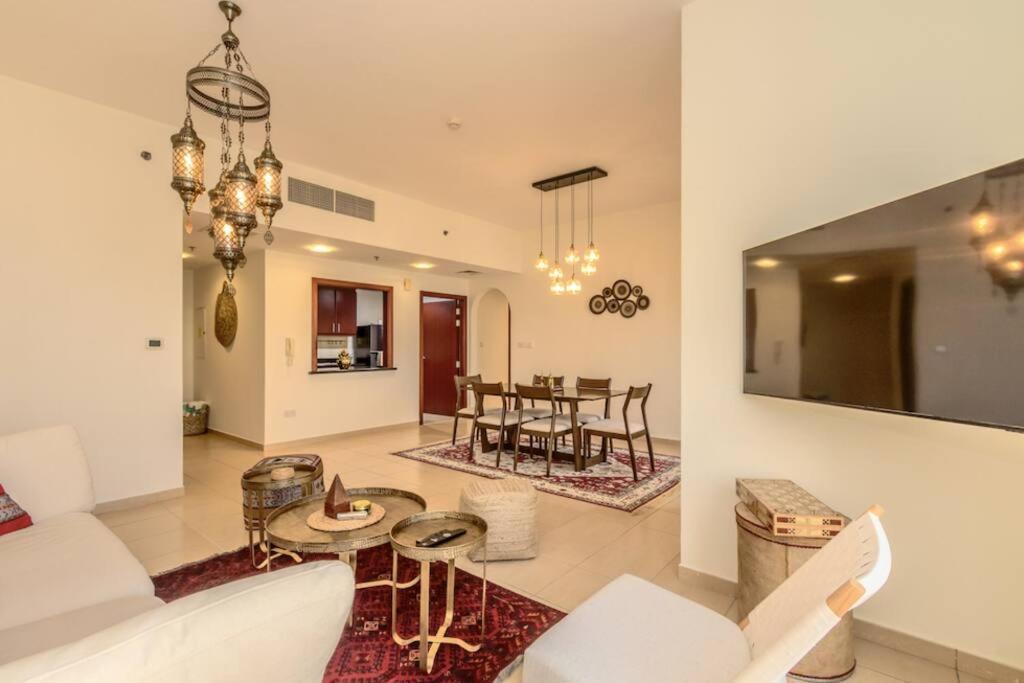 The Premium Jbr Sea View Luxury Suite Awarded "Traveller Award 2025" 두바이 외부 사진