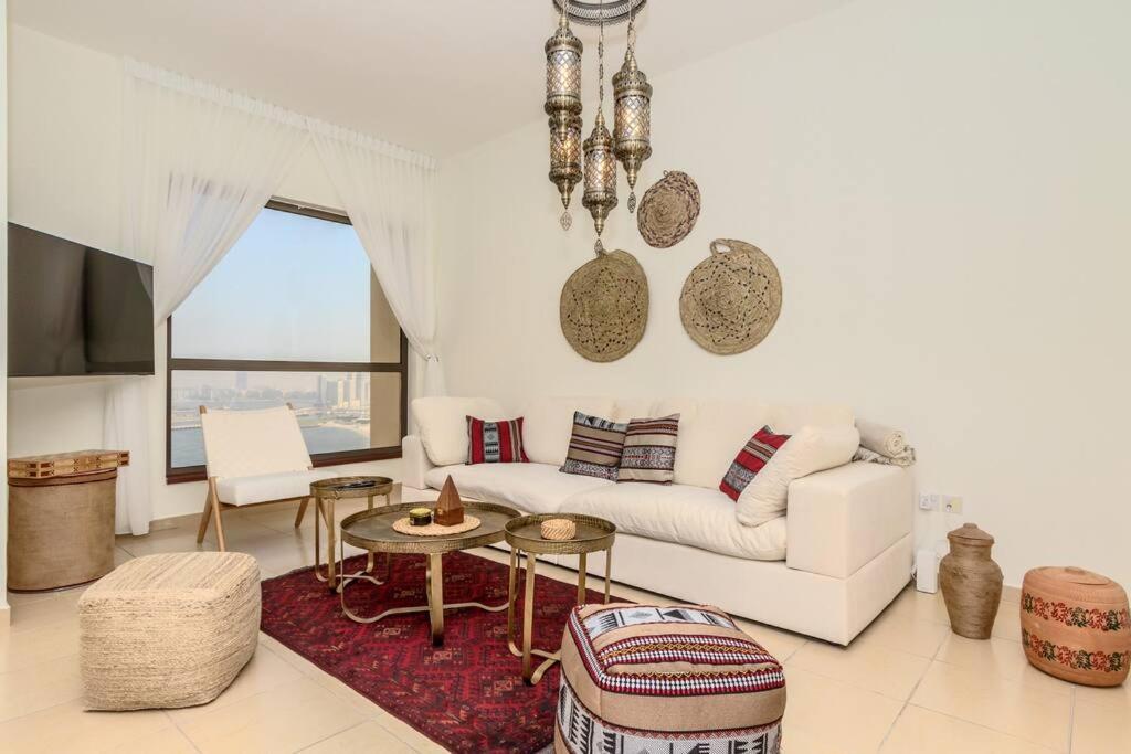 The Premium Jbr Sea View Luxury Suite Awarded "Traveller Award 2025" 두바이 외부 사진