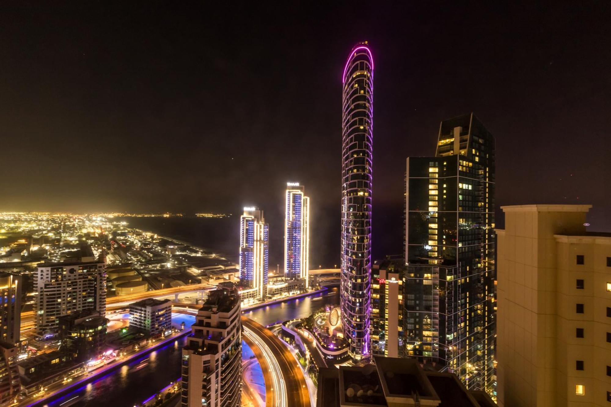 The Premium Jbr Sea View Luxury Suite Awarded "Traveller Award 2025" 두바이 외부 사진