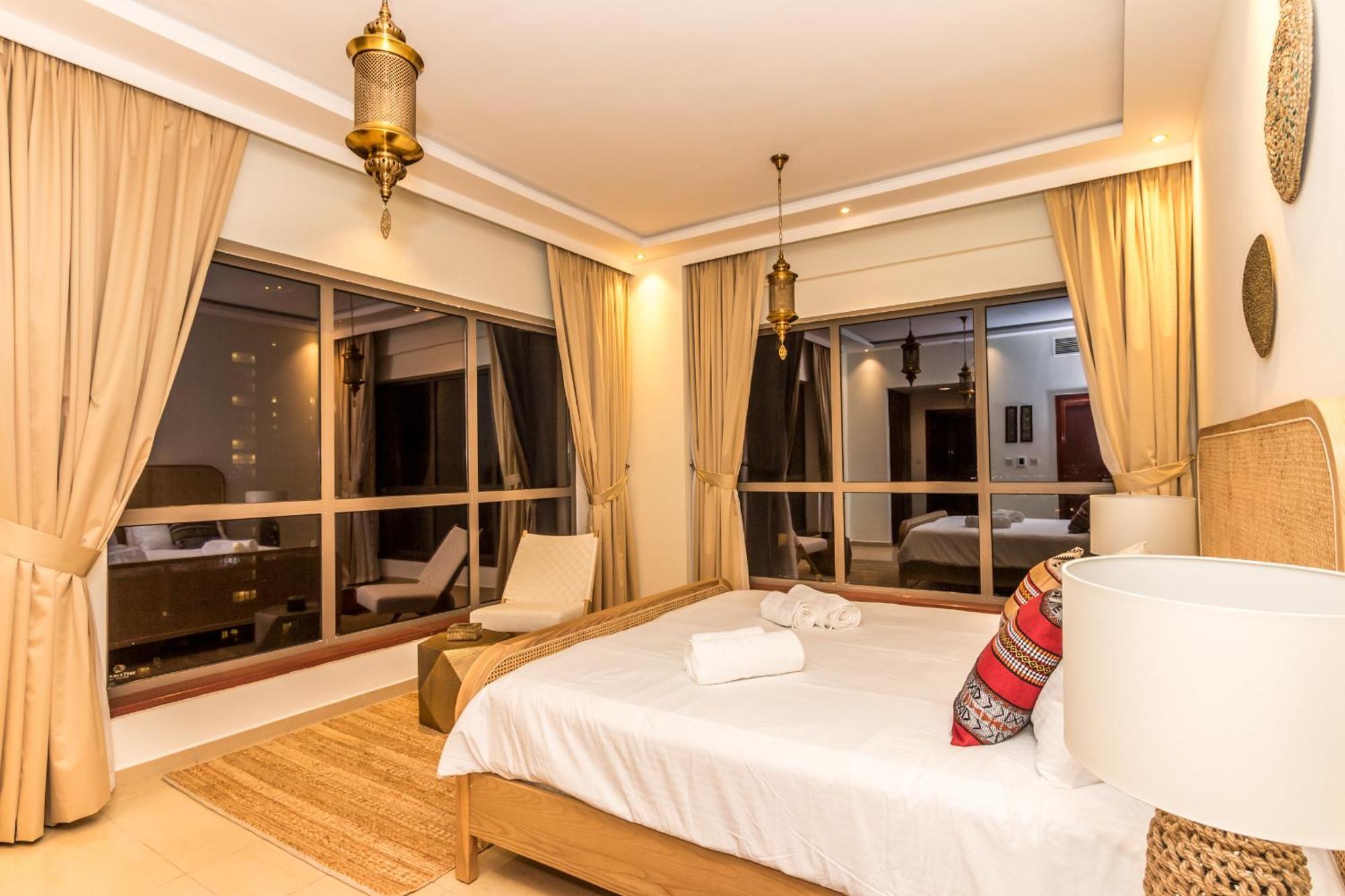 The Premium Jbr Sea View Luxury Suite Awarded "Traveller Award 2025" 두바이 외부 사진